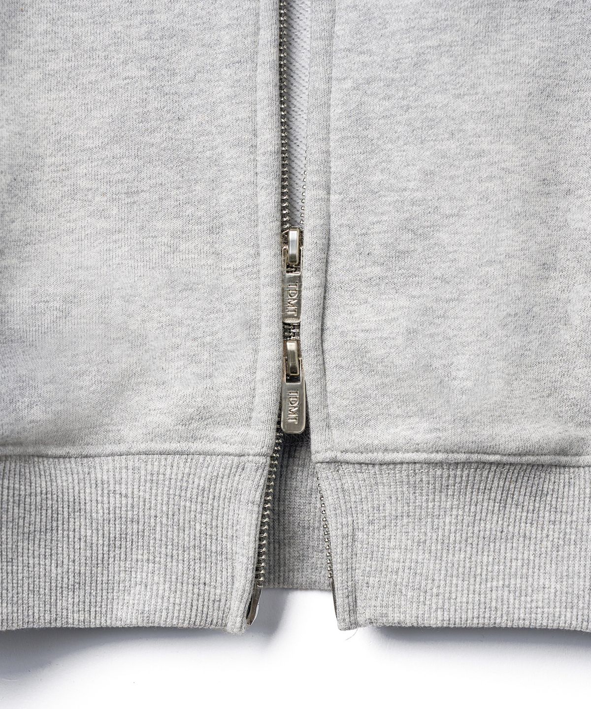튜드먼트(TTUDEMENT) TT LOGO HOODED ZIP-UP_MELANGE GREY
