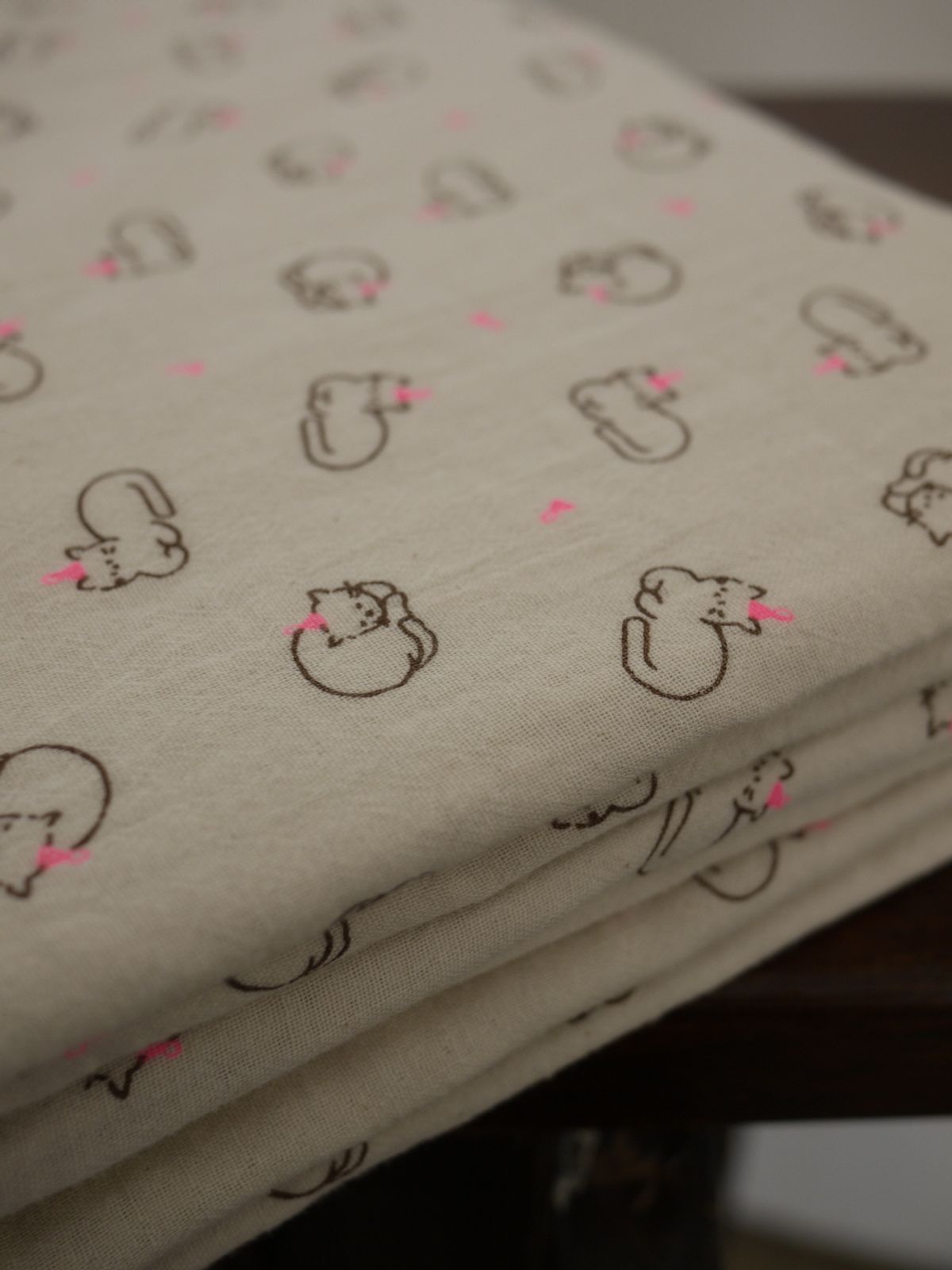 봄봄패브릭스(BOMBOM FABRICS) nordic cat print & stripe reversible gauze blanket 2type