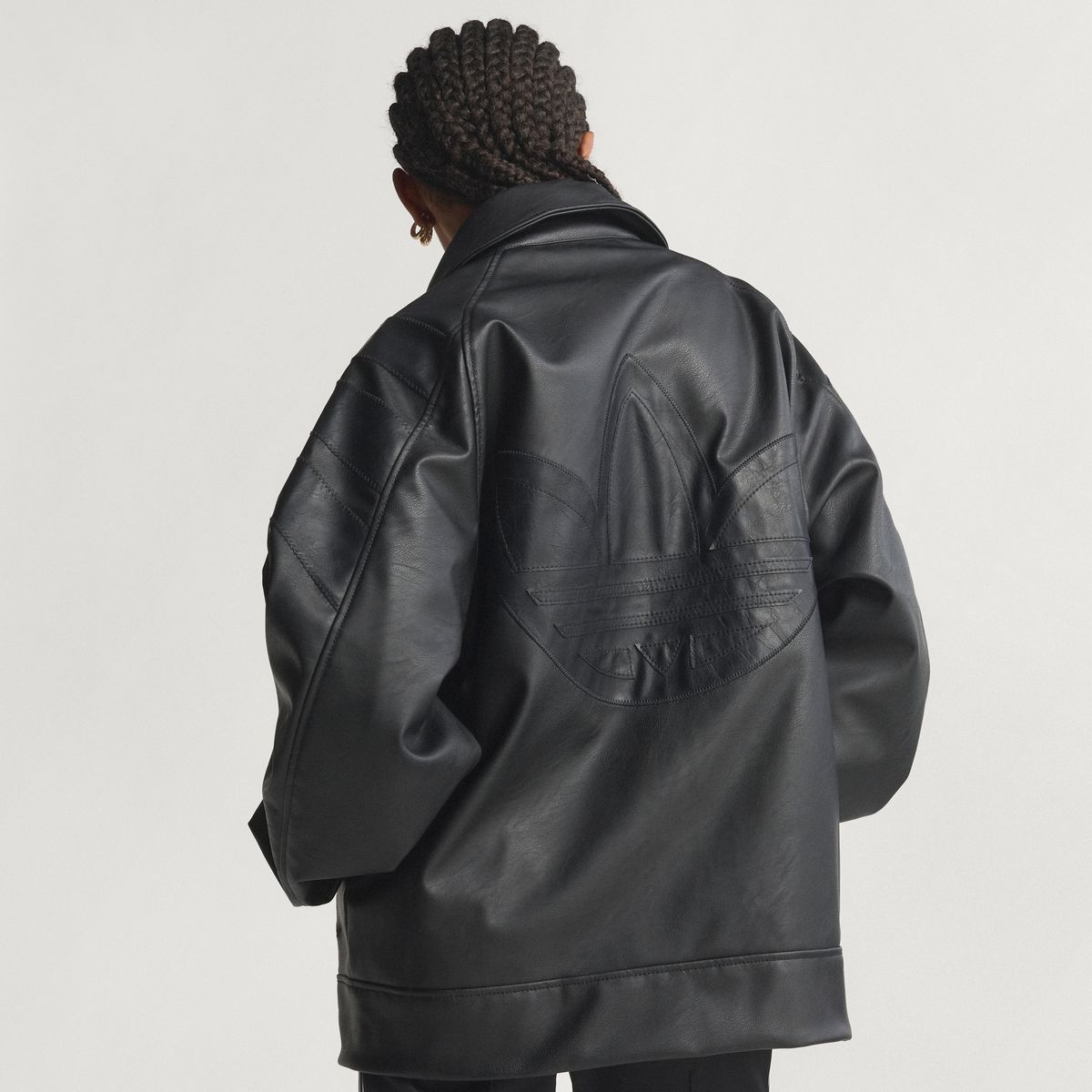 아디다스(ADIDAS) 산티아고 플리더 재킷 KD2431