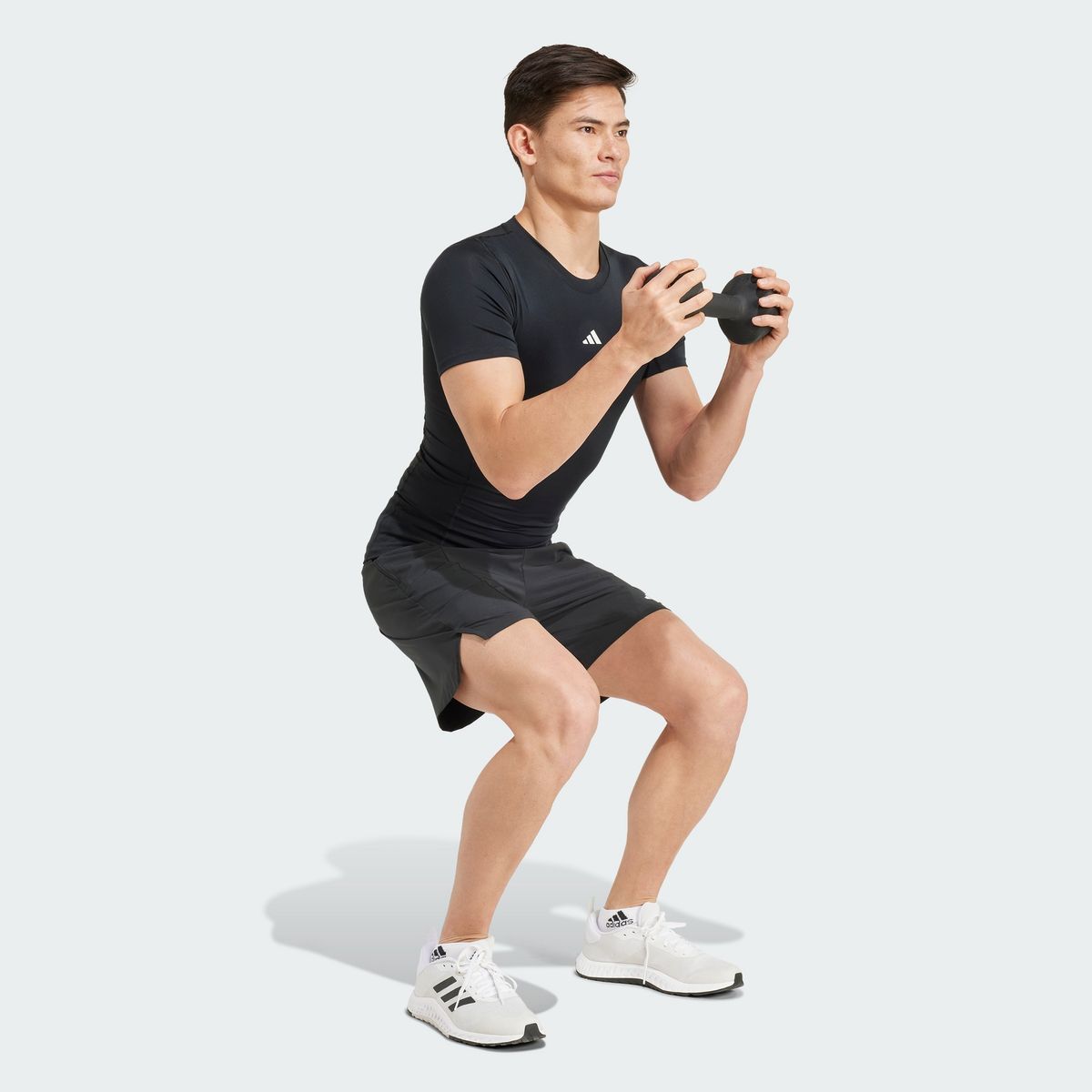 아디다스(ADIDAS) 테크핏 컴프레션 트레이닝 티 JE6698