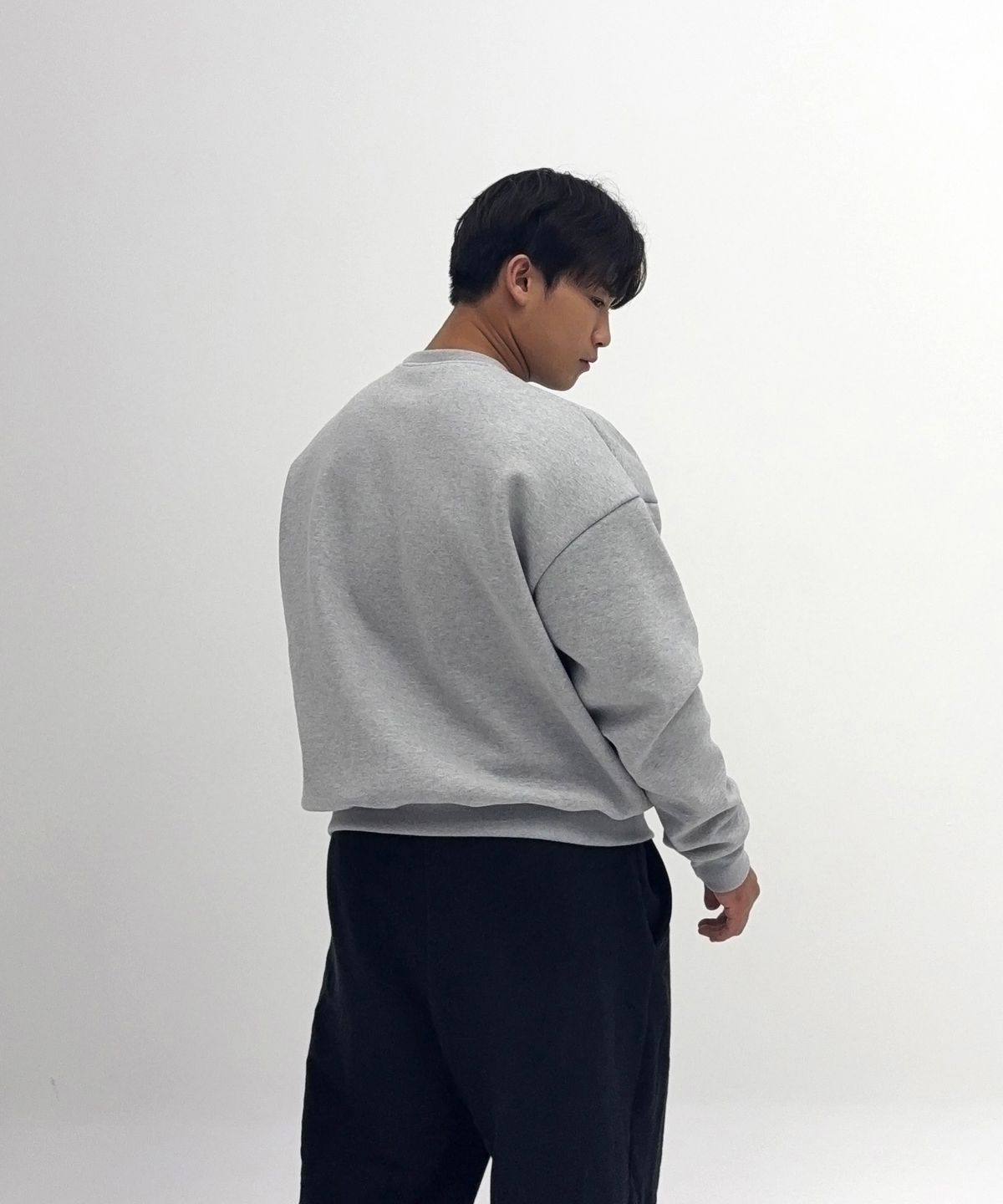바벨웍스(BARBELLWORKS) 레터링 헤비고중량이중지 맨투맨