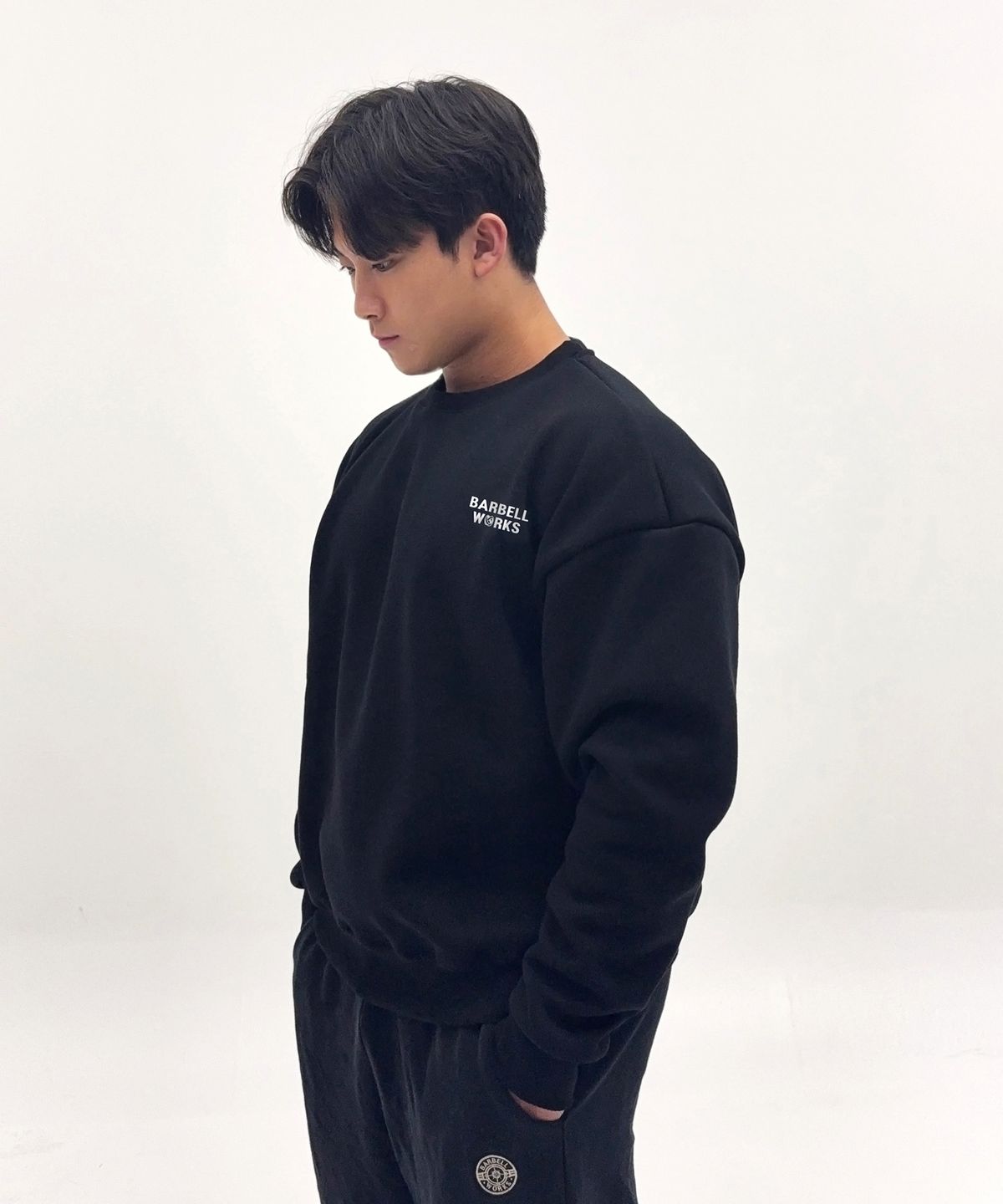 바벨웍스(BARBELLWORKS) 레터링 헤비고중량이중지 맨투맨