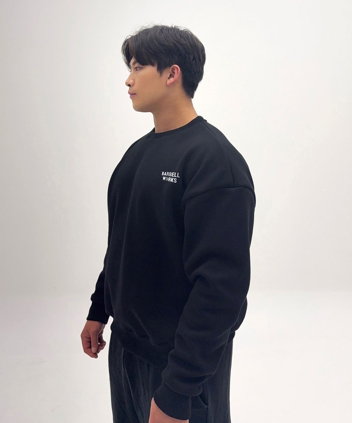 바벨웍스(BARBELLWORKS) 레터링 헤비고중량이중지 맨투맨