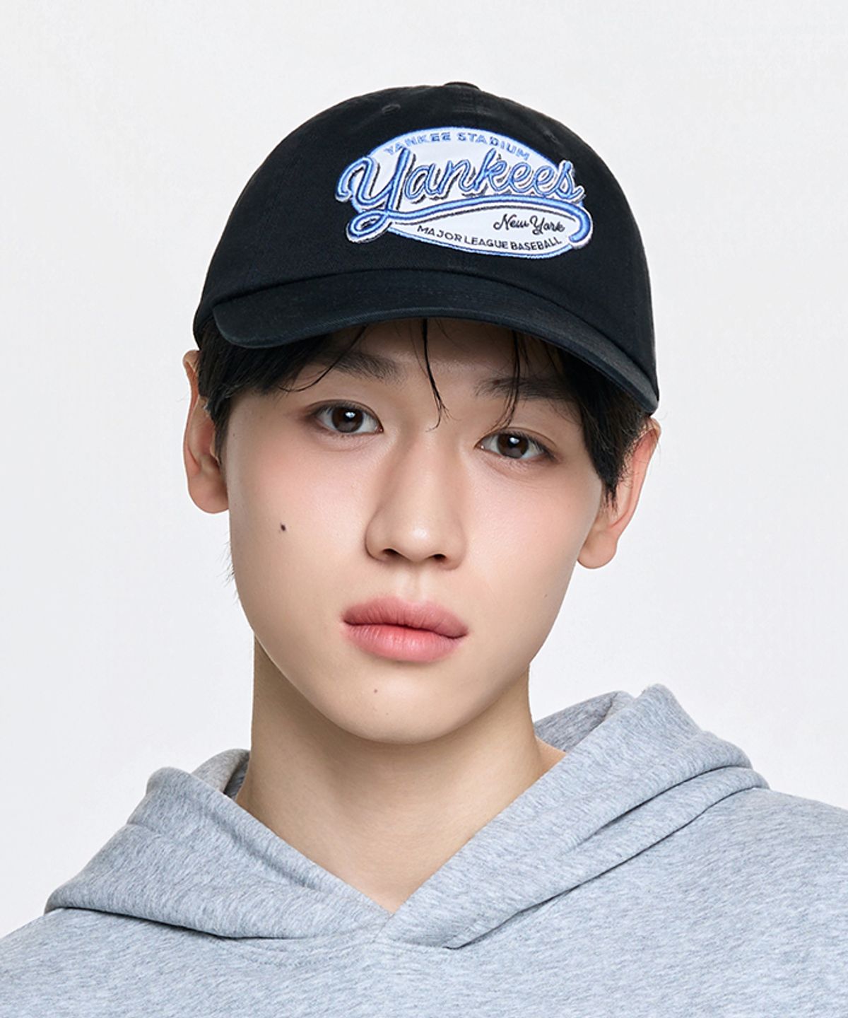 엠엘비(MLB) 스트리트 오벌 컬시브 언스트럭쳐 볼캡 NY (Black)