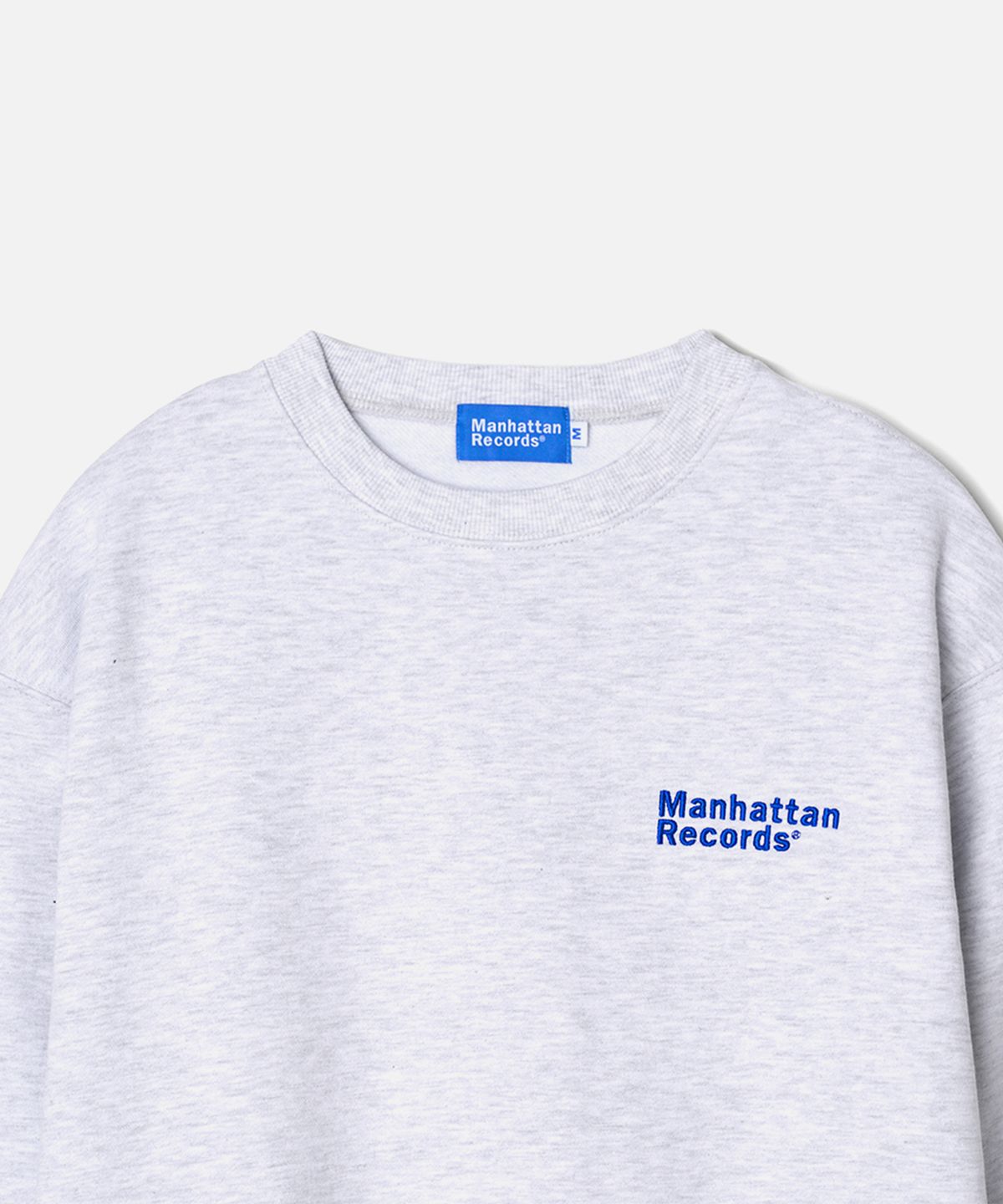 맨하탄레코즈(MANHATTAN RECORDS) M Logo Crew Neck - Grey