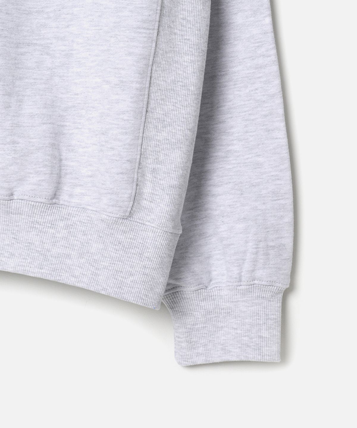 맨하탄레코즈(MANHATTAN RECORDS) M Logo Crew Neck - Grey