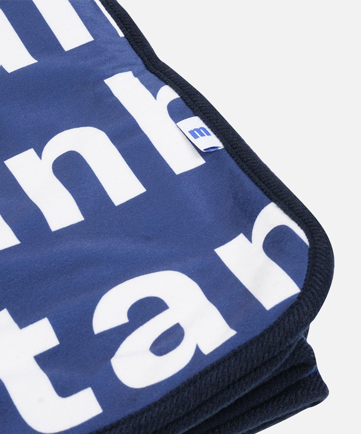 맨하탄레코즈(MANHATTAN RECORDS) MR Logo Blanket - Navy