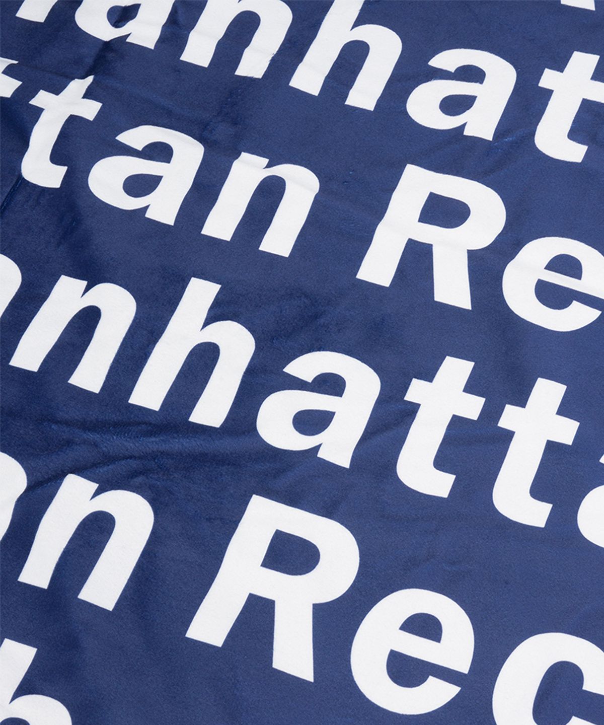 맨하탄레코즈(MANHATTAN RECORDS) MR Logo Blanket - Navy
