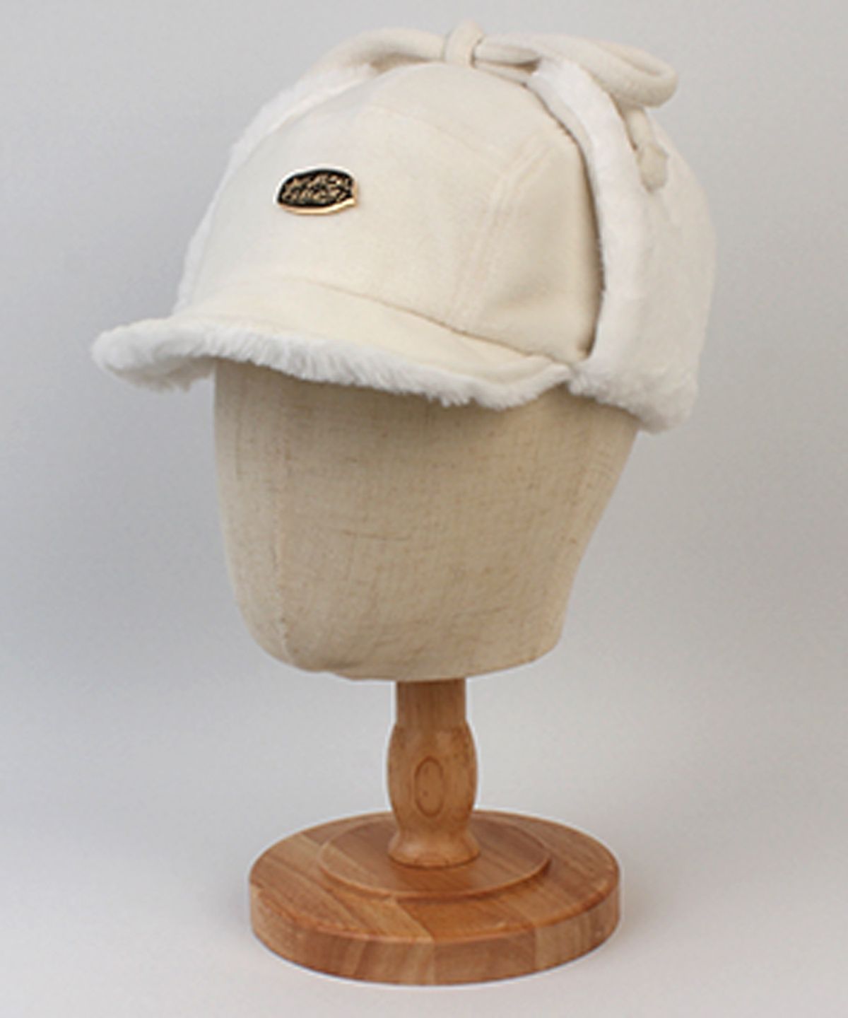 유니버셜 케미스트리(UNIVERSAL CHEMISTRY) Soft Fur Ivory Earflap Cap 귀달이모자