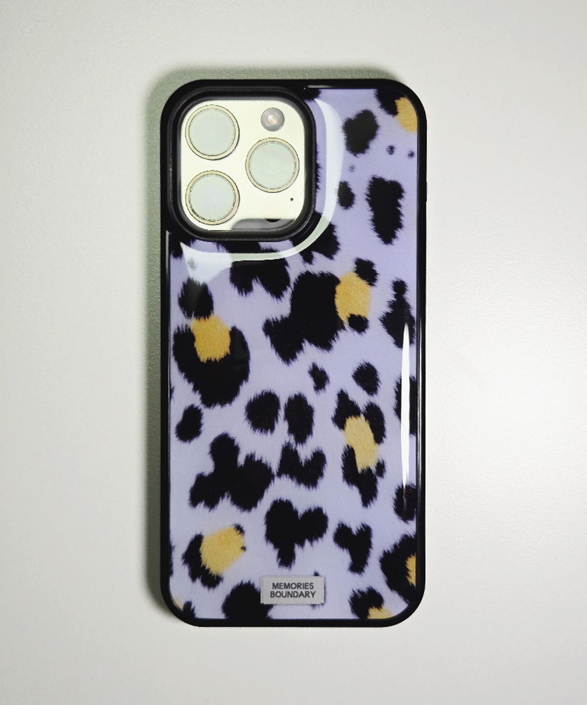메모리즈바운더리(MEMORIESBOUNDARY) Soft Pop Leopard Phone Case Lilac (BK_Epoxy/MagSafe Glass)