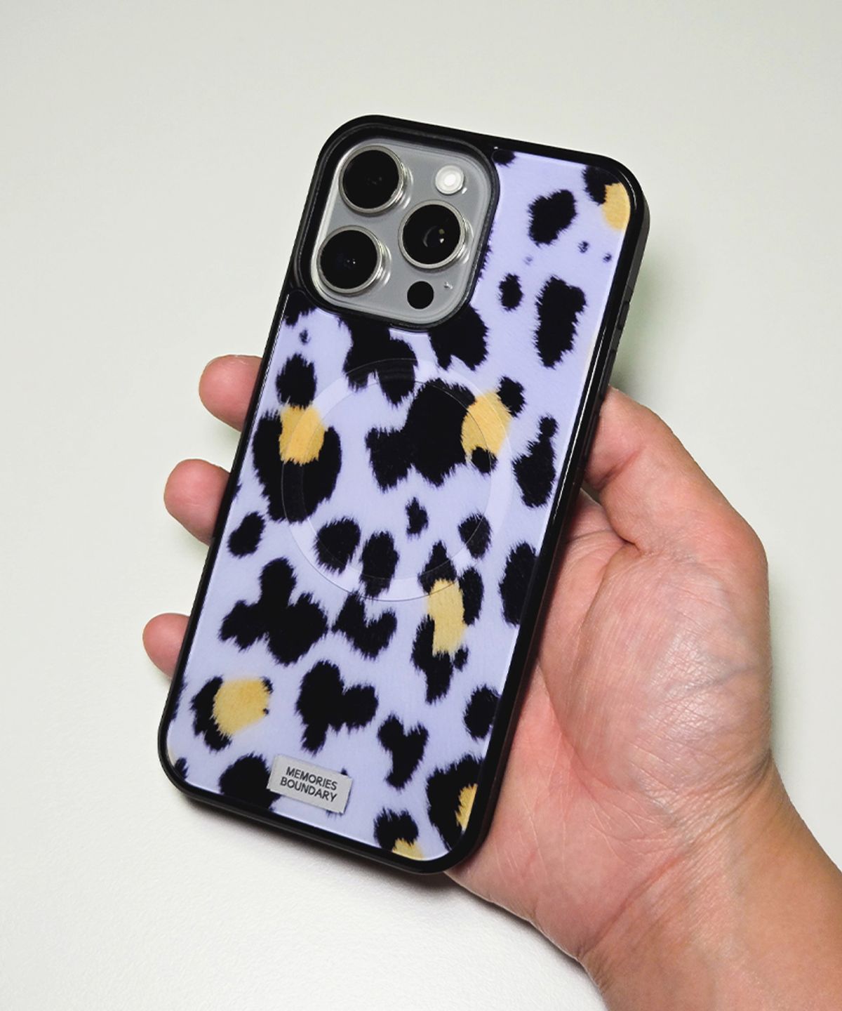 메모리즈바운더리(MEMORIESBOUNDARY) Soft Pop Leopard Phone Case Lilac (BK_Epoxy/MagSafe Glass)