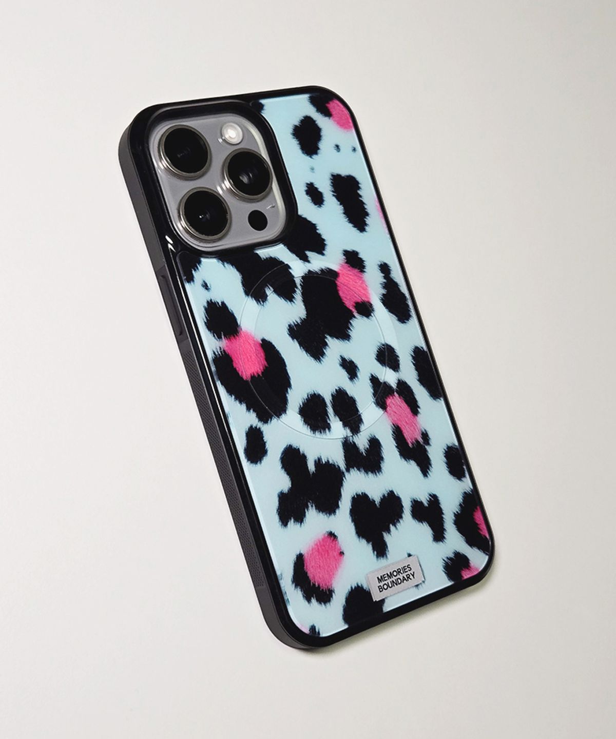 메모리즈바운더리(MEMORIESBOUNDARY) Soft Pop Leopard Phone Case Soft Blue (BK_Epoxy/MagSafe Glass)