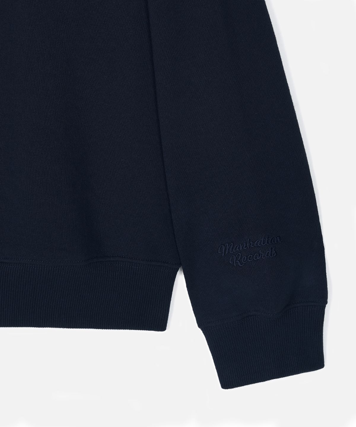 맨하탄레코즈(MANHATTAN RECORDS) MR M Mono Logo Crew Neck - Navy
