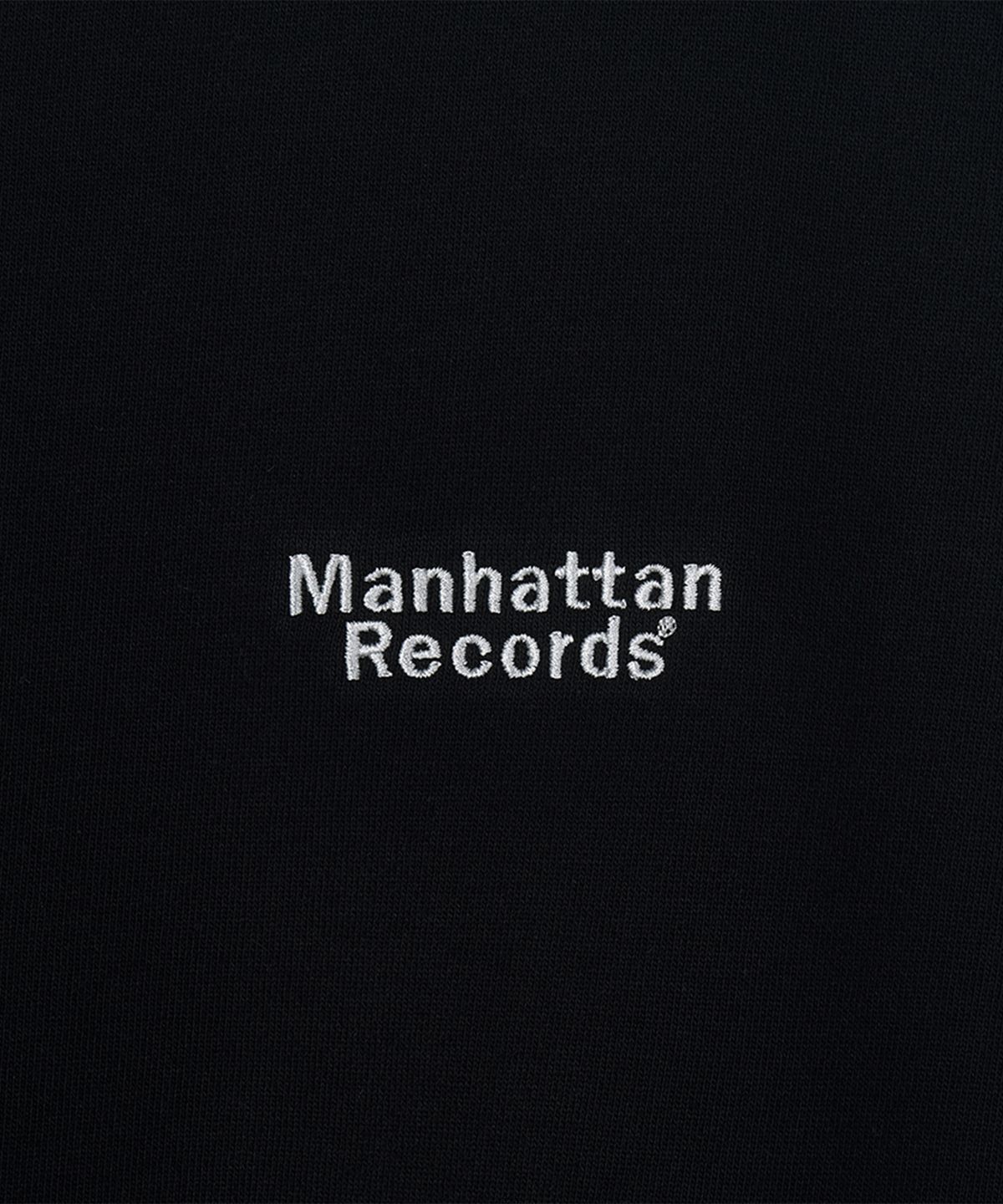 맨하탄레코즈(MANHATTAN RECORDS) MR RECORDS Logo Crew Neck - Black