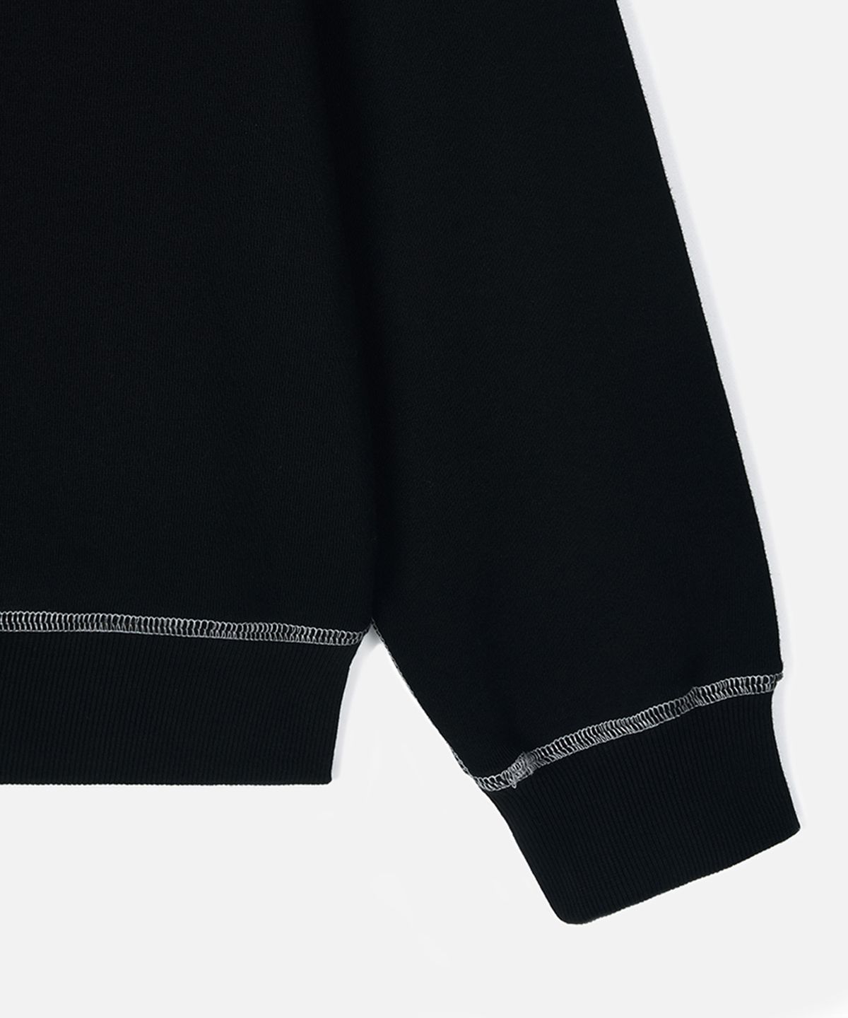 맨하탄레코즈(MANHATTAN RECORDS) MR Stitch Crew Neck - Black