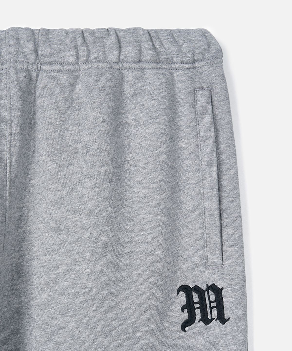 맨하탄레코즈(MANHATTAN RECORDS) M Mono Logo Sweat Pants - Grey