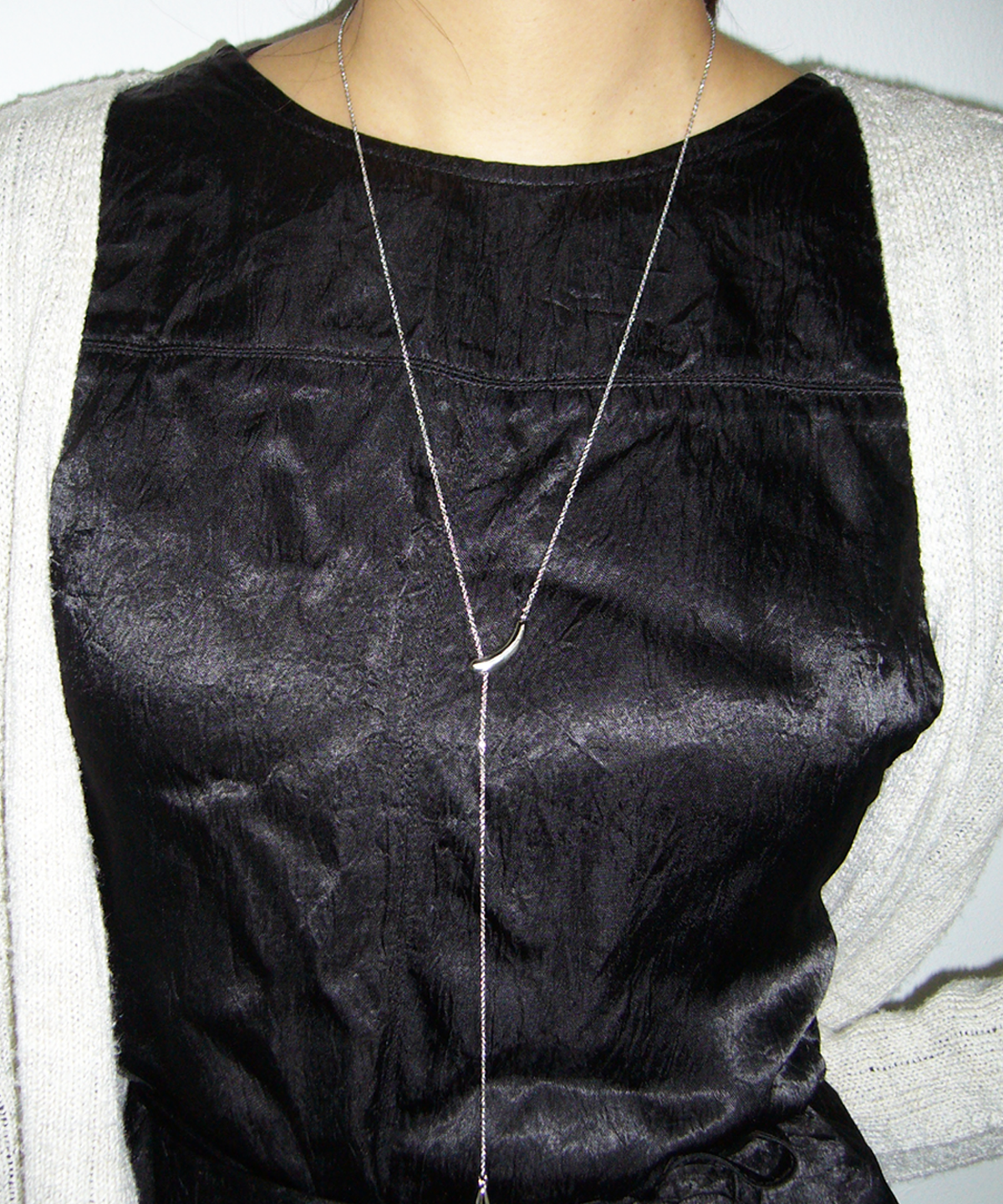 어빗모어(ABITMOR) Melted pipe necklace