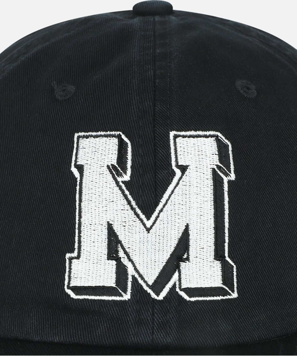 맨하탄레코즈(MANHATTAN RECORDS) MR M Logo Cap - Black
