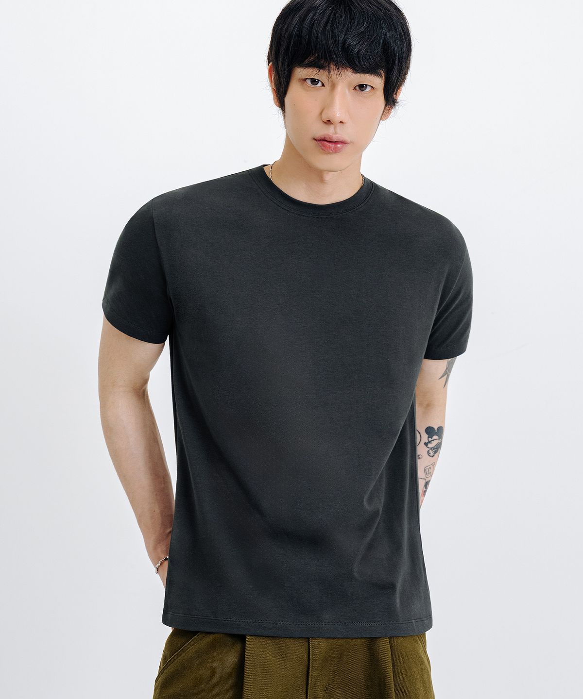 리메인세컨드(LEMAIN SECOND) 세미 크루넥 머슬핏 무지 반팔 티셔츠 [차콜]