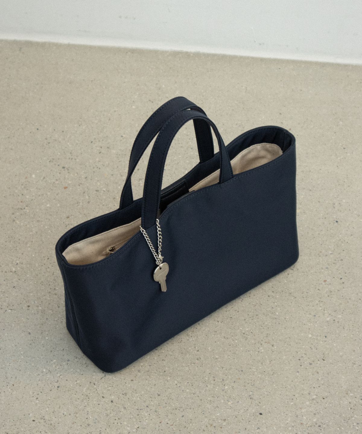 캐비닛먼트(KABINETMENT) Poje tote bag nylon_2colors