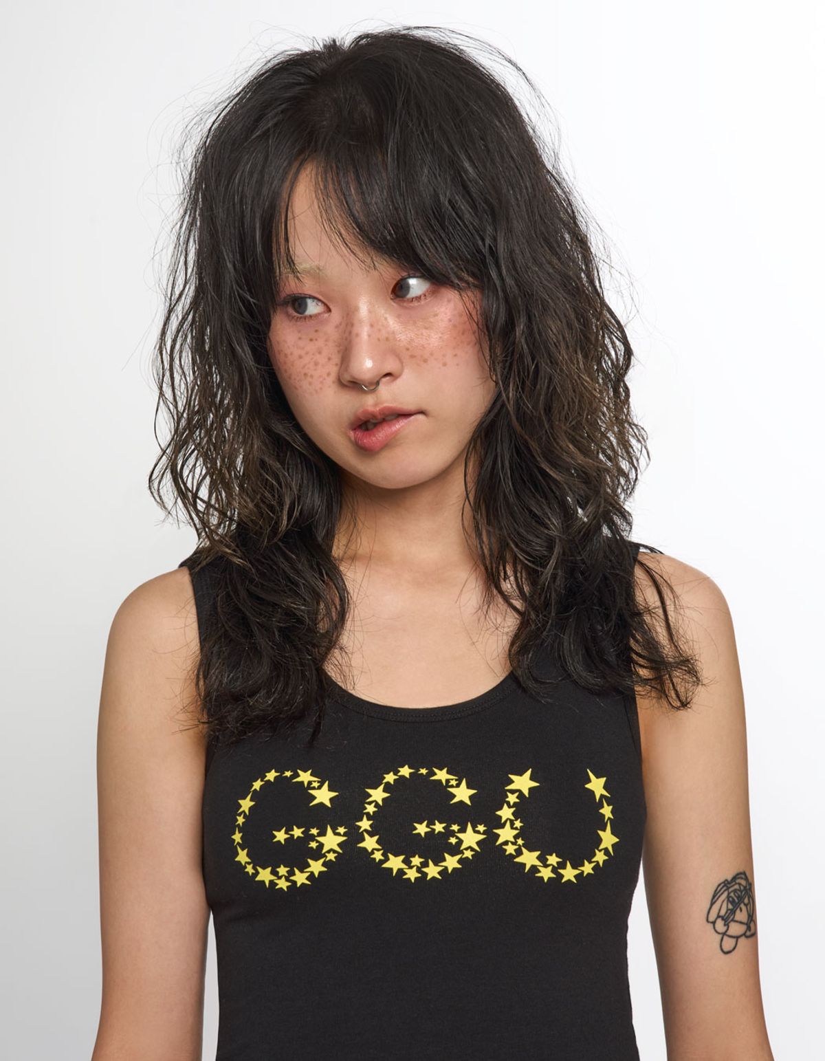 쥐쥐유(GGU) GGU STAR LOGO SLEEVELESS