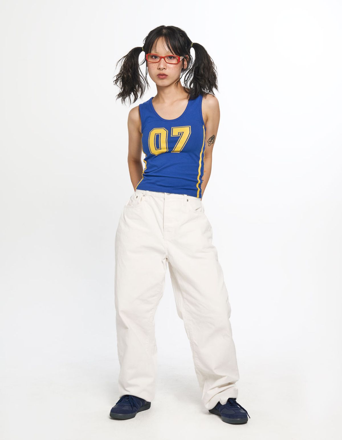 쥐쥐유(GGU) NO.7 TRACK SLEEVELESS
