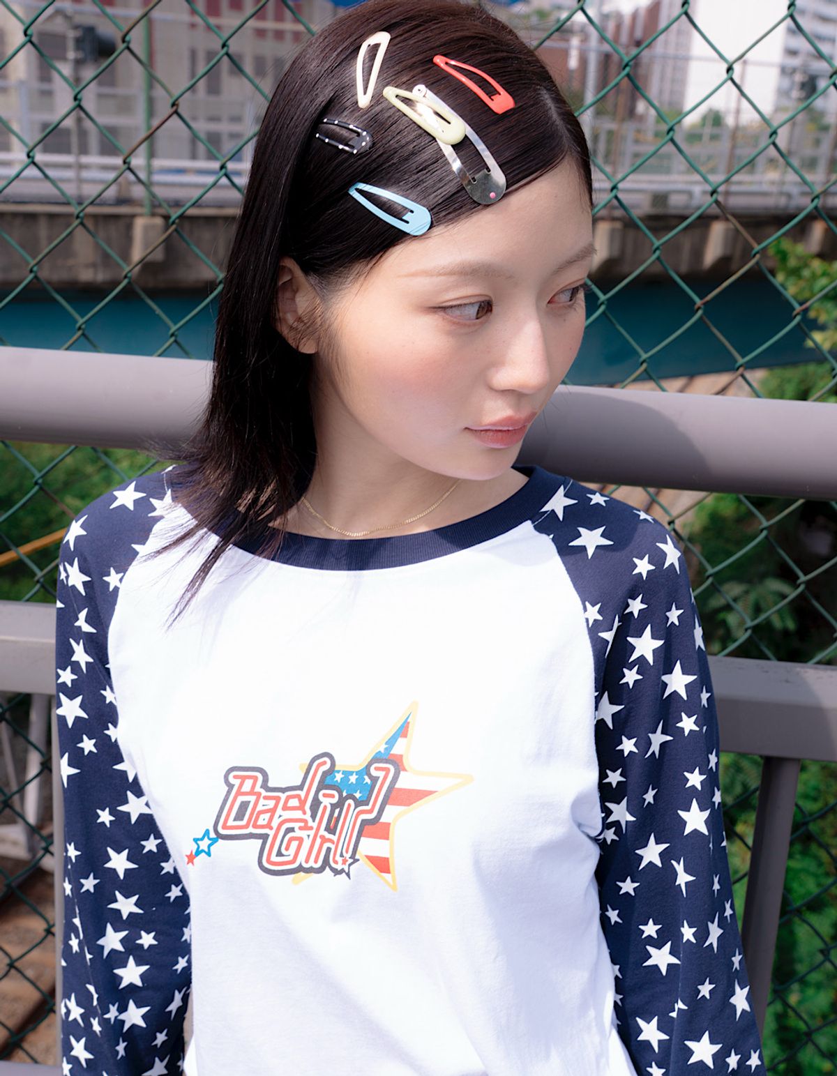쥐쥐유(GGU) BAD GIRL STAR RAGLAN LONG SLEEVE