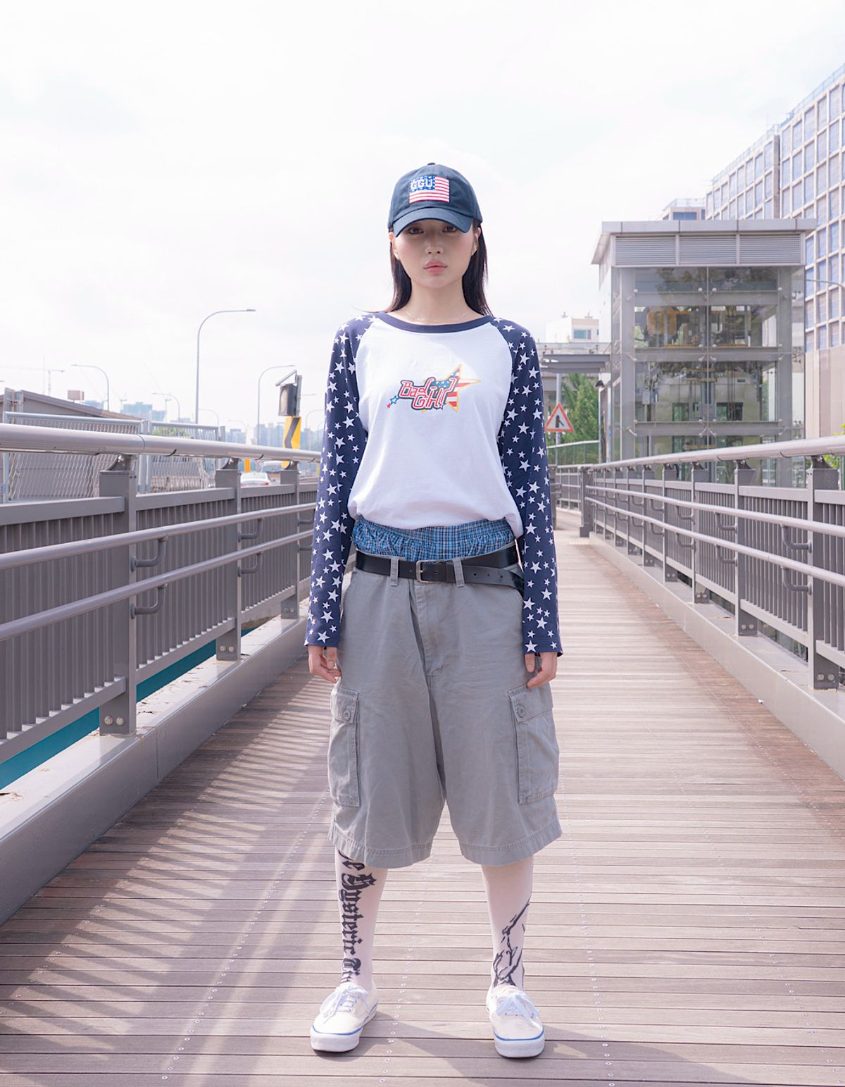 쥐쥐유(GGU) BAD GIRL STAR RAGLAN LONG SLEEVE