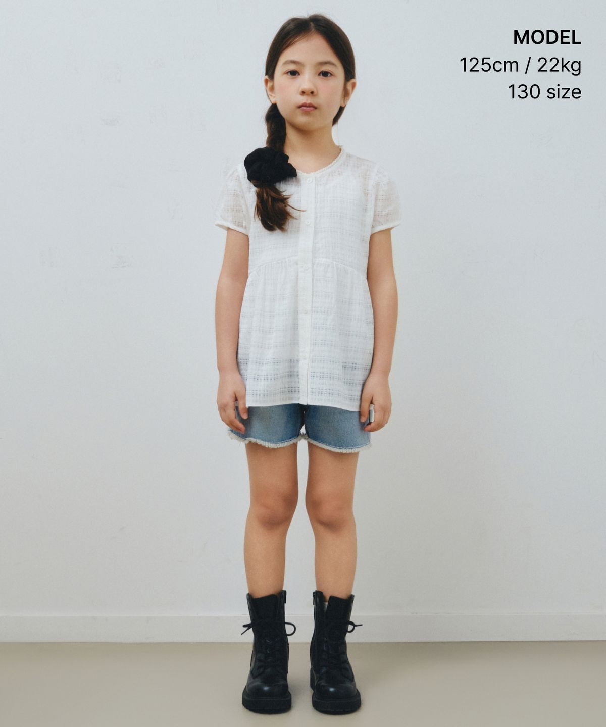 무신사 스탠다드 키즈(MUSINSA STANDARD KIDS) 컷 오프 데님 미니 쇼츠 [라이트 인디고]