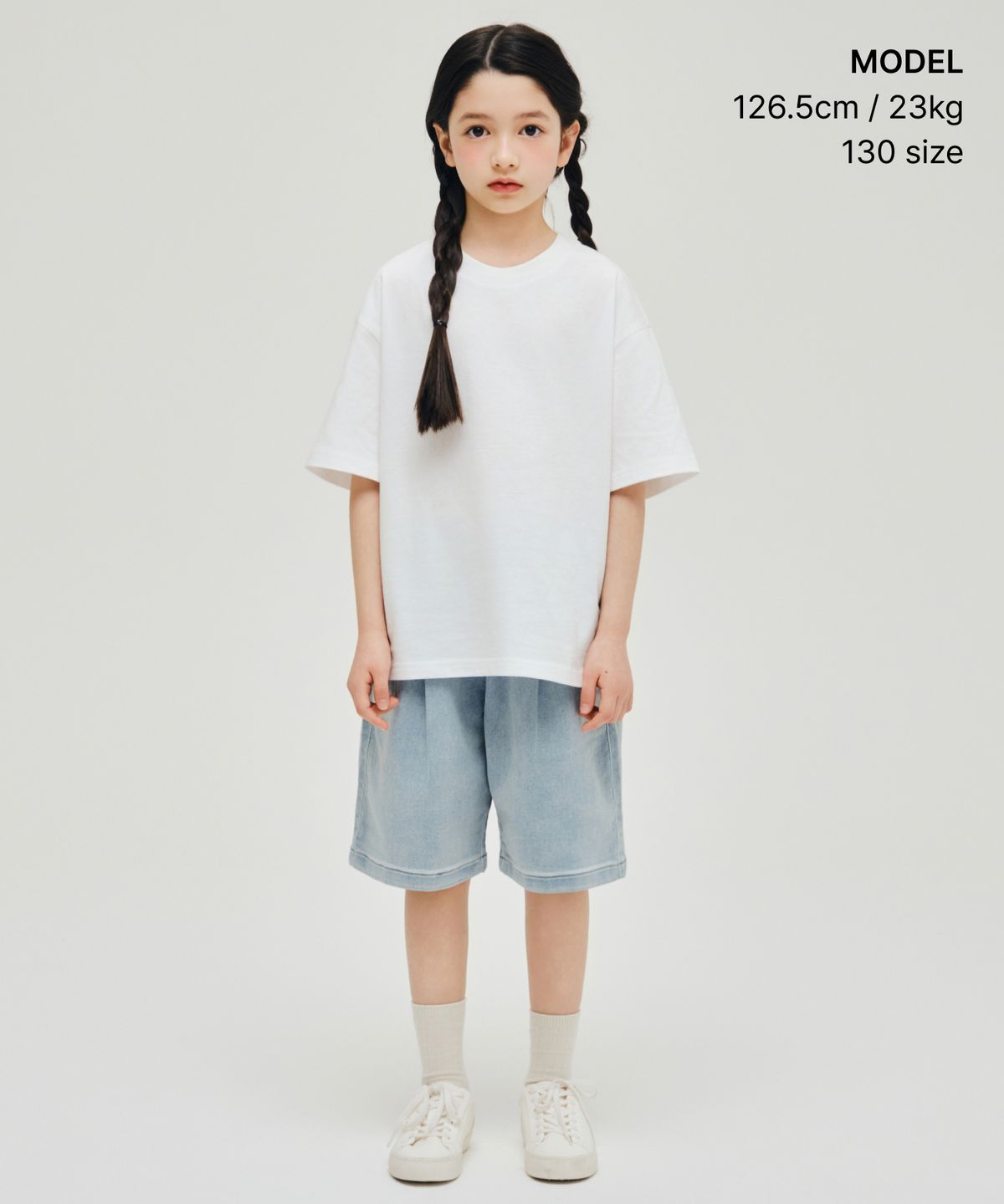 무신사 스탠다드 키즈(MUSINSA STANDARD KIDS) 데님 저지 원 턱 와이드 밴딩 쇼츠 [라이트 인디고]