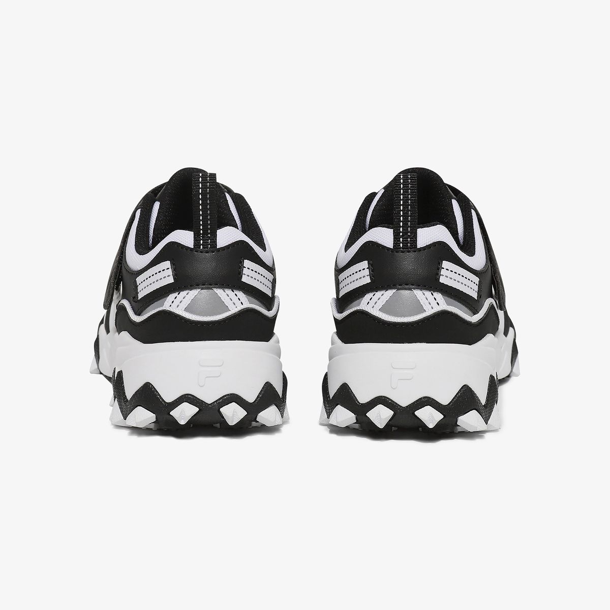 휠라 키즈(FILA KIDS) 오크먼트 V2 KD