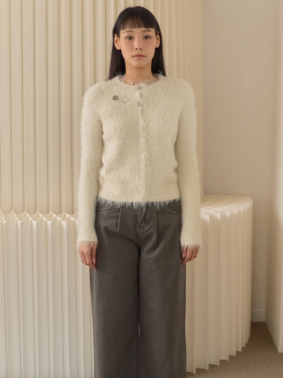 쏘리, 투 머치 러브(SORRY, TOO MUCH LOVE) Sweet Halo Metallic Knit Cardigan_Ivory