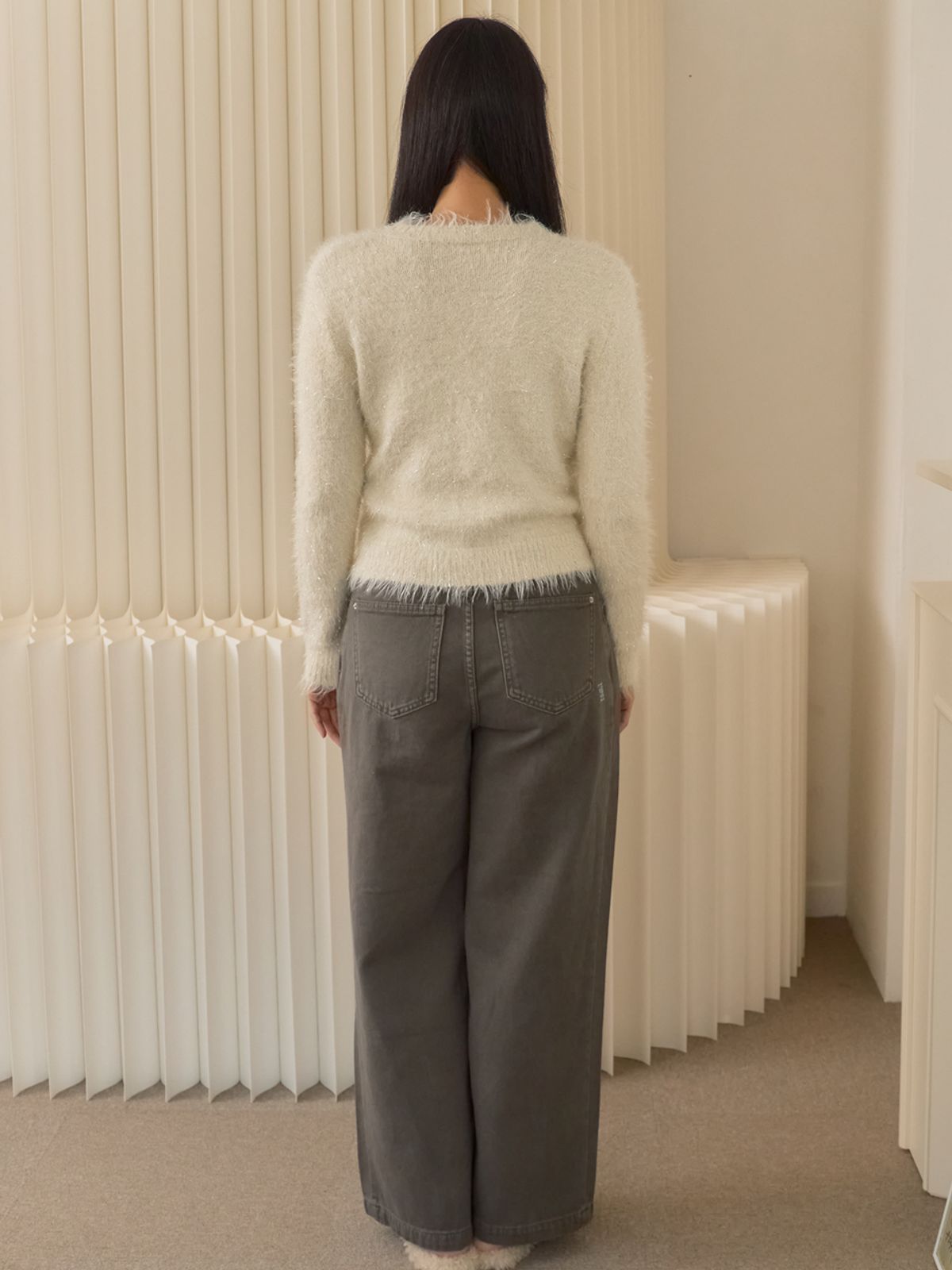 쏘리, 투 머치 러브(SORRY, TOO MUCH LOVE) Sweet Halo Metallic Knit Cardigan_Ivory