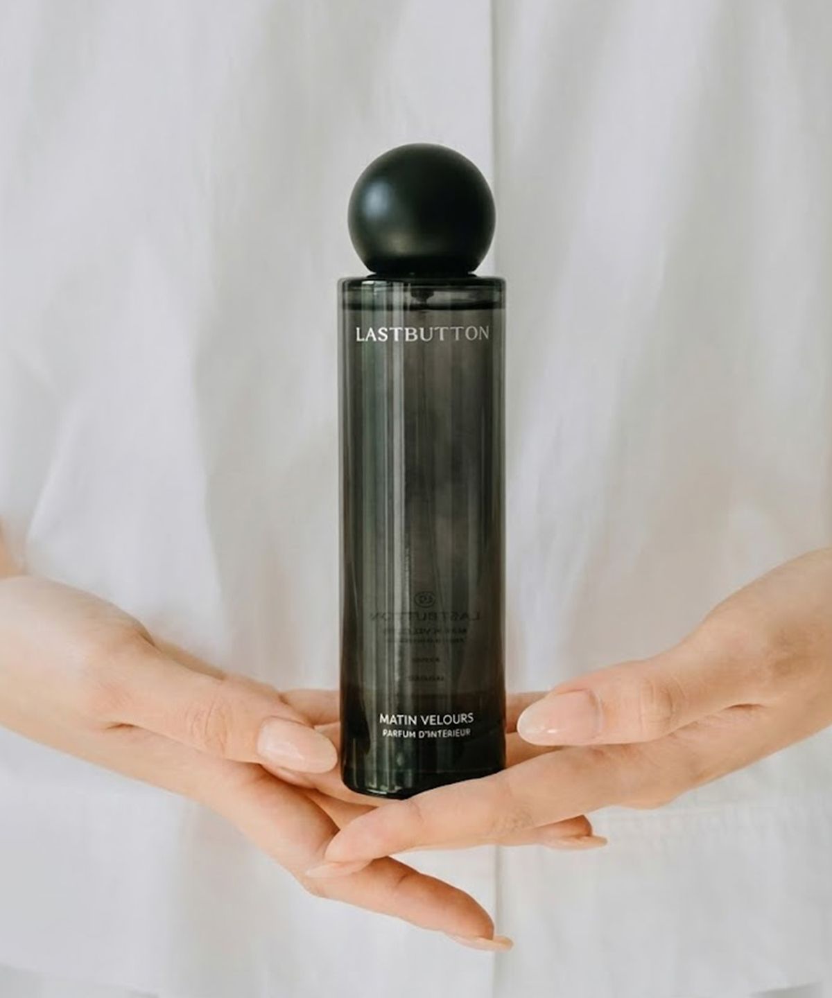 라스트버튼(LASTBUTTON) 마땡 벨루르 룸 스프레이 100ML