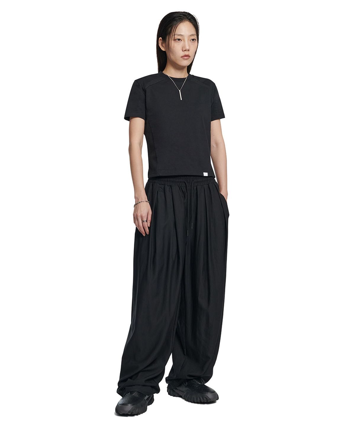 노매뉴얼(NOMANUAL) R.C NYLON PANTS - BLACK
