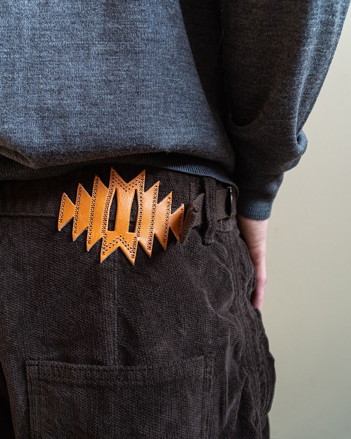 카락터(KARACTOR) Built mild pants / Dark brown