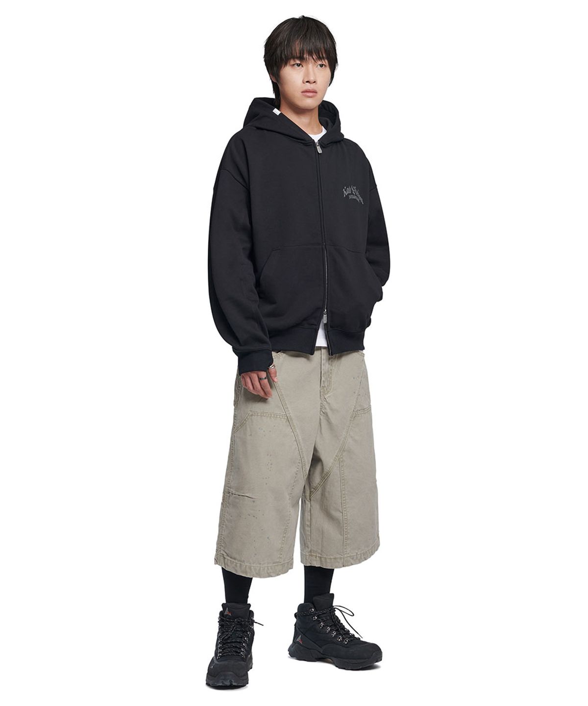 노매뉴얼(NOMANUAL) PAINTED DOUBLE KNEE SHORTS - WASHED BEIGE