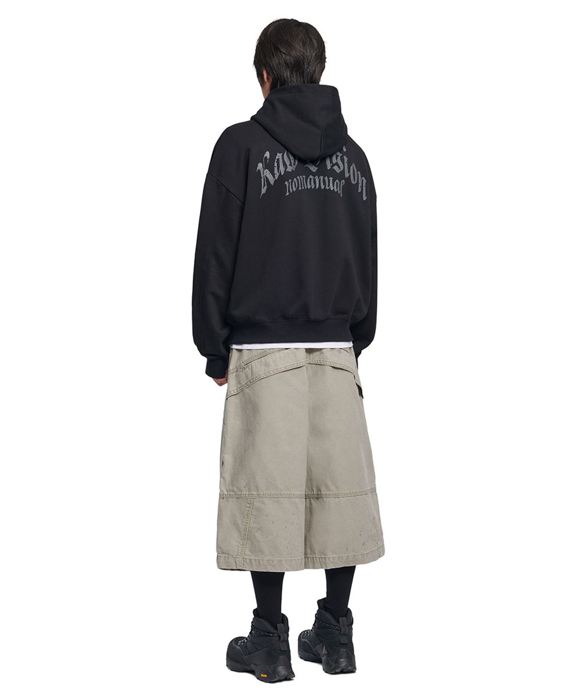 노매뉴얼(NOMANUAL) PAINTED DOUBLE KNEE SHORTS - WASHED BEIGE