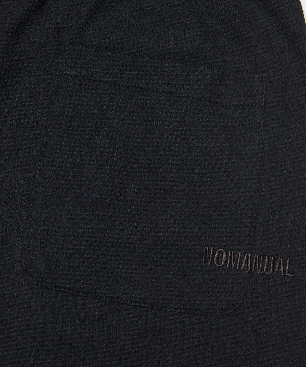 노매뉴얼(NOMANUAL) LIGHT WAFFLE SHORTS - BLACK