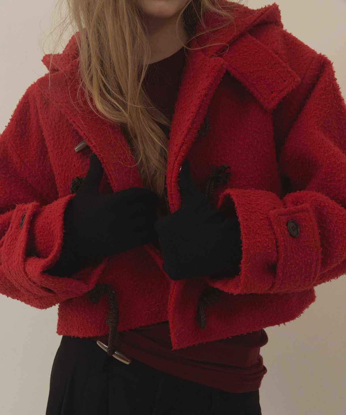 론크(LONQUE) CASENTINO CLASSIC HOODIE CROP DUFFLE COAT (RED)