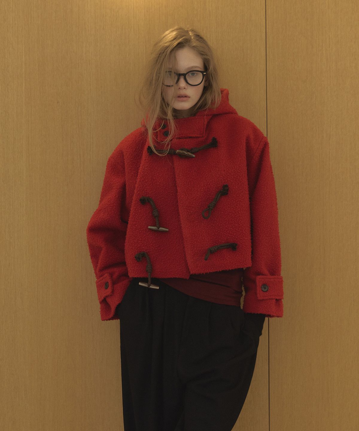 론크(LONQUE) CASENTINO CLASSIC HOODIE CROP DUFFLE COAT (RED)