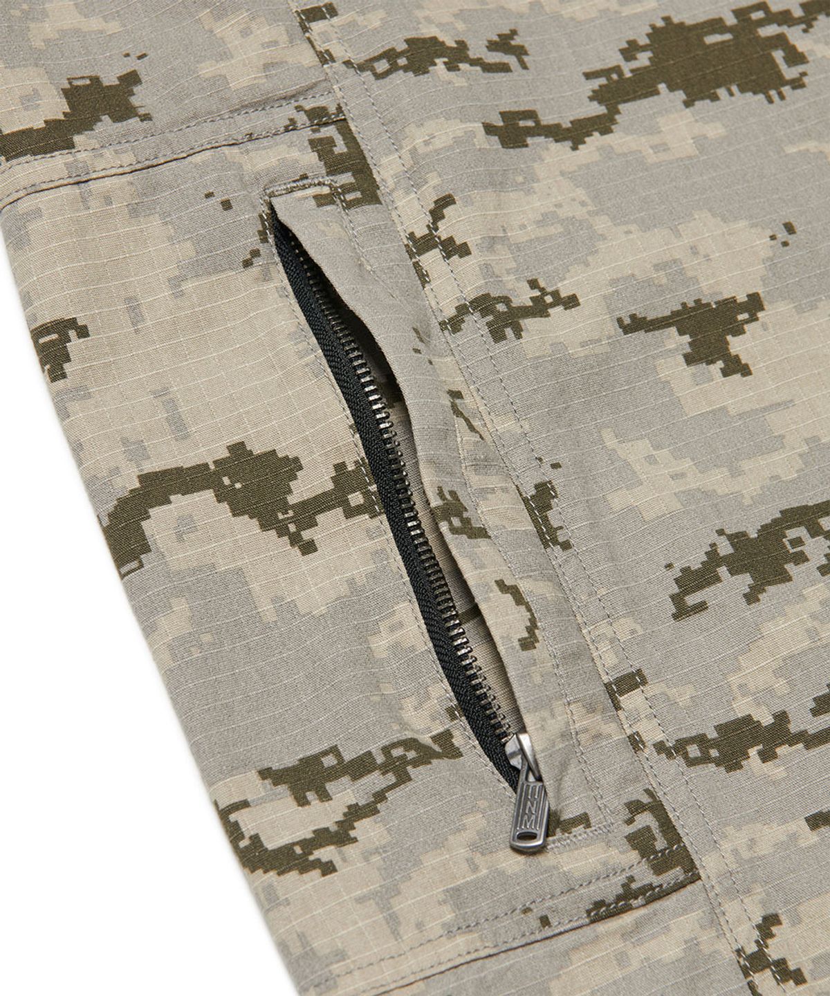 노매뉴얼(NOMANUAL) N.P UTILITY PANTS - DIGITAL CAMO