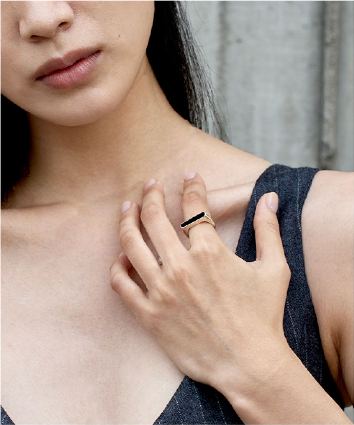 그라스마티네(GRASSE MATINEE) Bar Stone Ring Black
