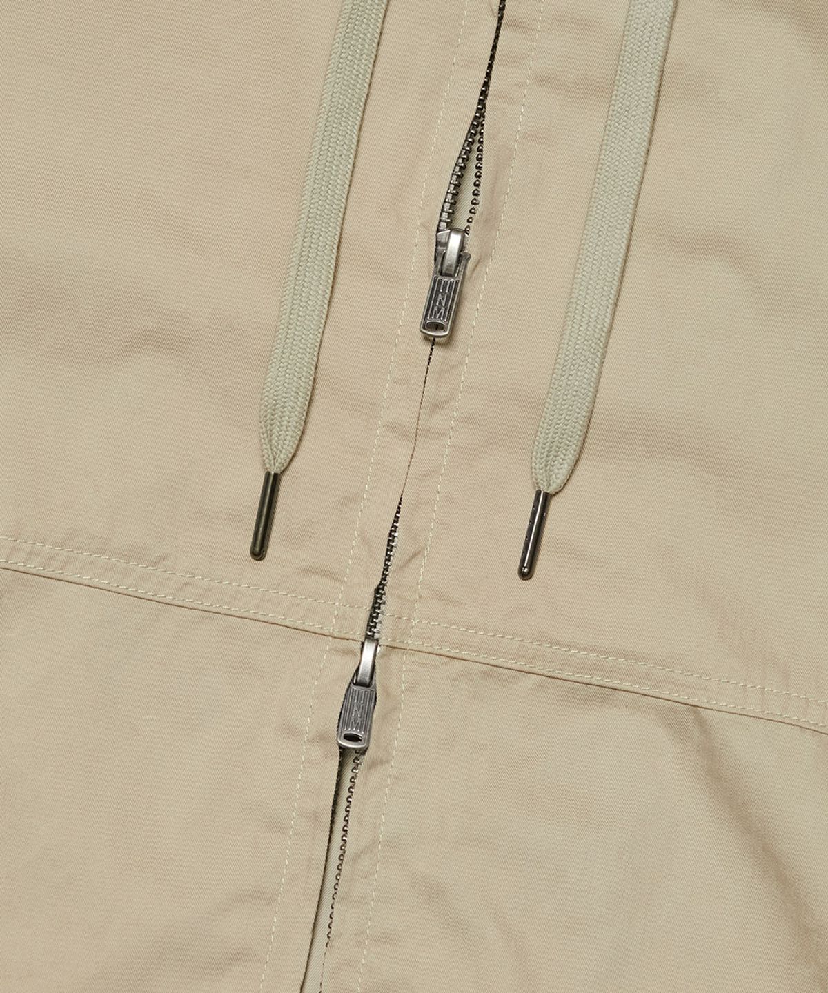 노매뉴얼(NOMANUAL) W.C HOODED JACKET - BEIGE