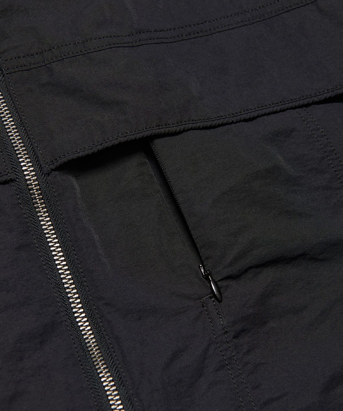 노매뉴얼(NOMANUAL) SLASH HOODED JACKET - BLACK