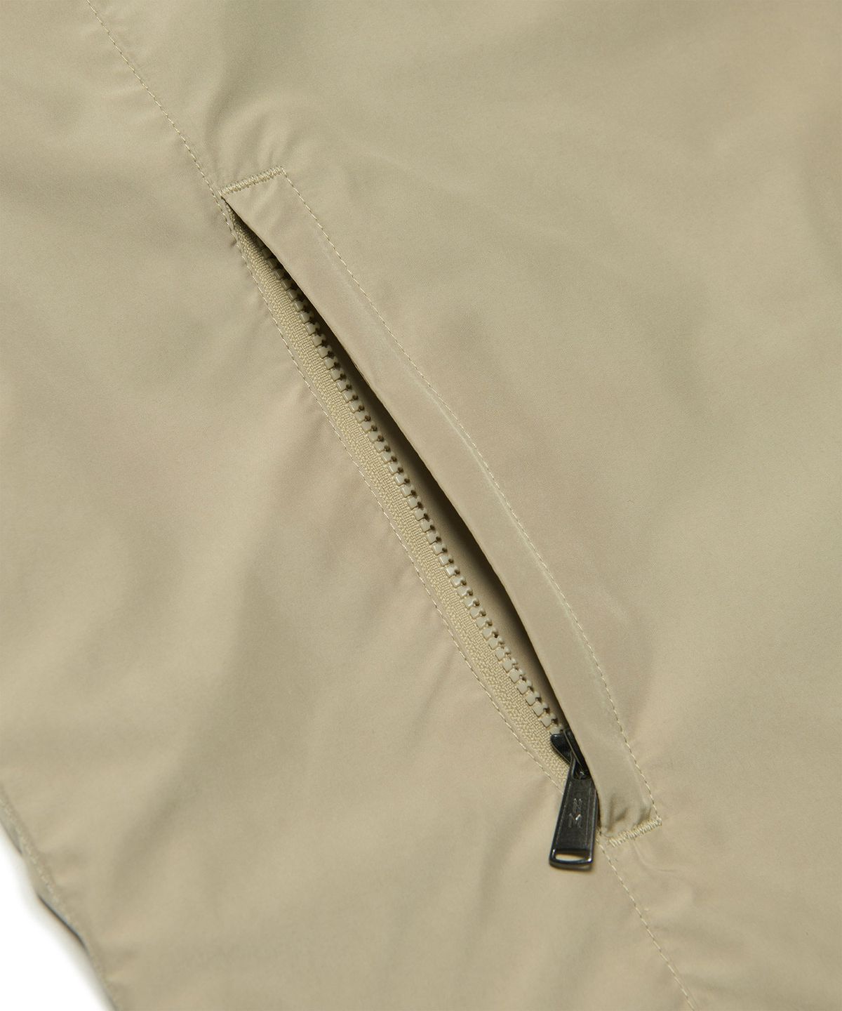 노매뉴얼(NOMANUAL) PENON WINDLOCK JACKET - SAND GRAY