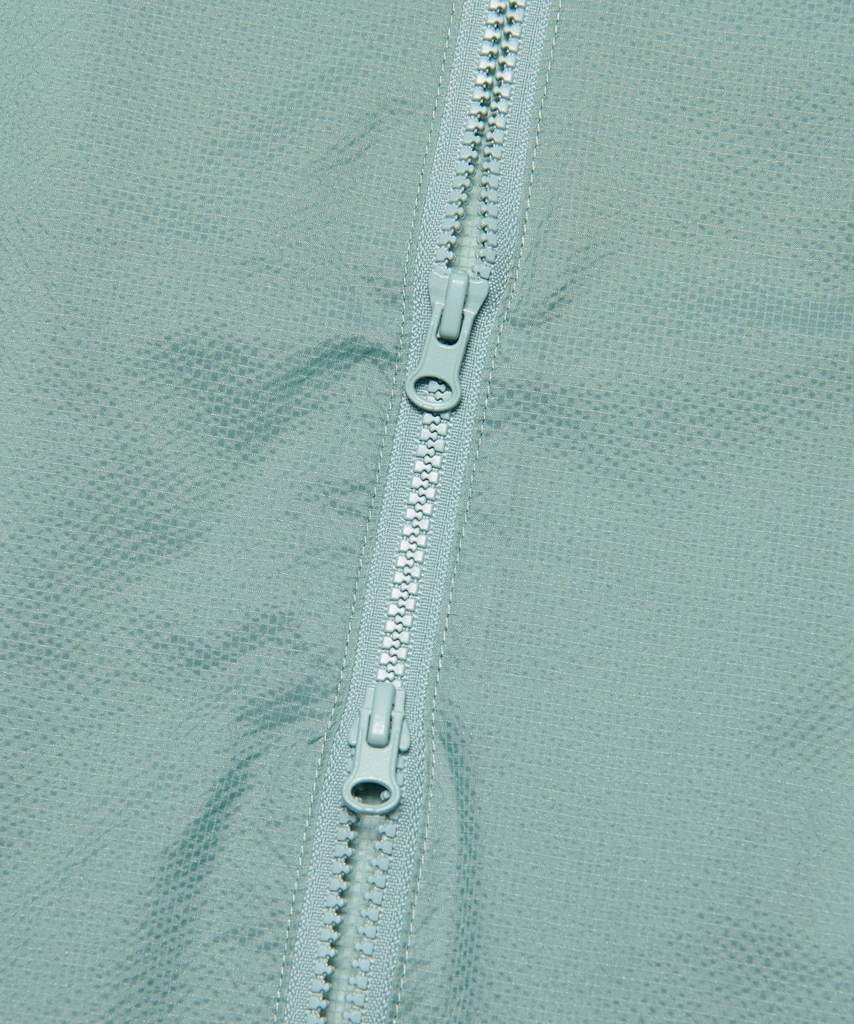 노매뉴얼(NOMANUAL) DUNE LIGHT NYLON JACKET - MARINA