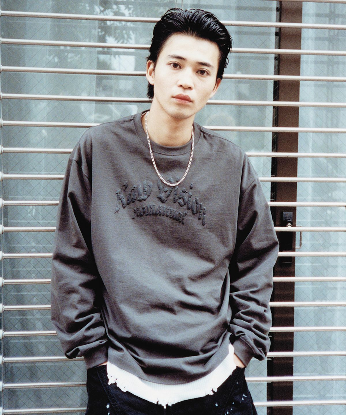 노매뉴얼(NOMANUAL) F.P LONG SLEEVE TEE - CHARCOAL