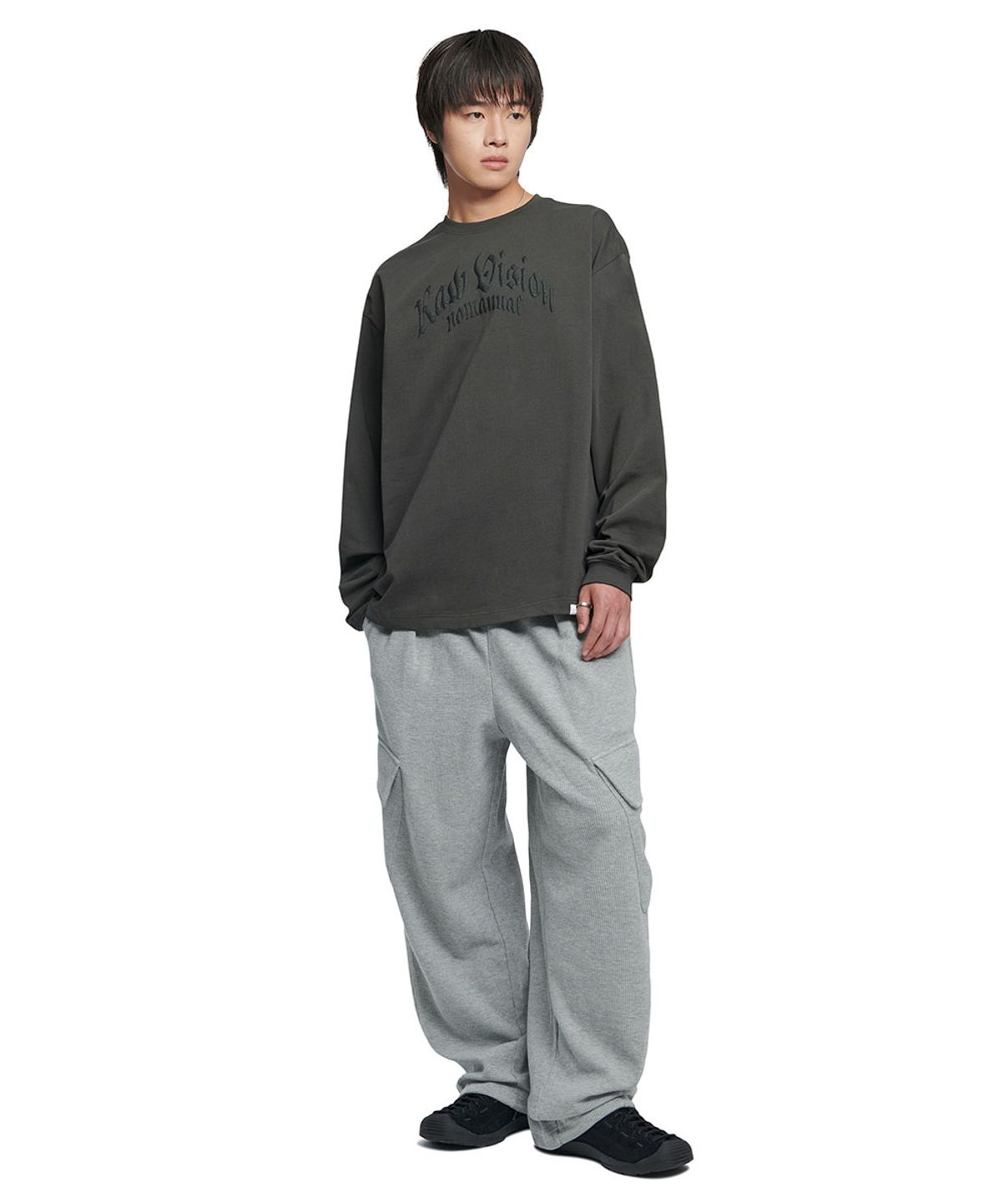 노매뉴얼(NOMANUAL) F.P LONG SLEEVE TEE - CHARCOAL