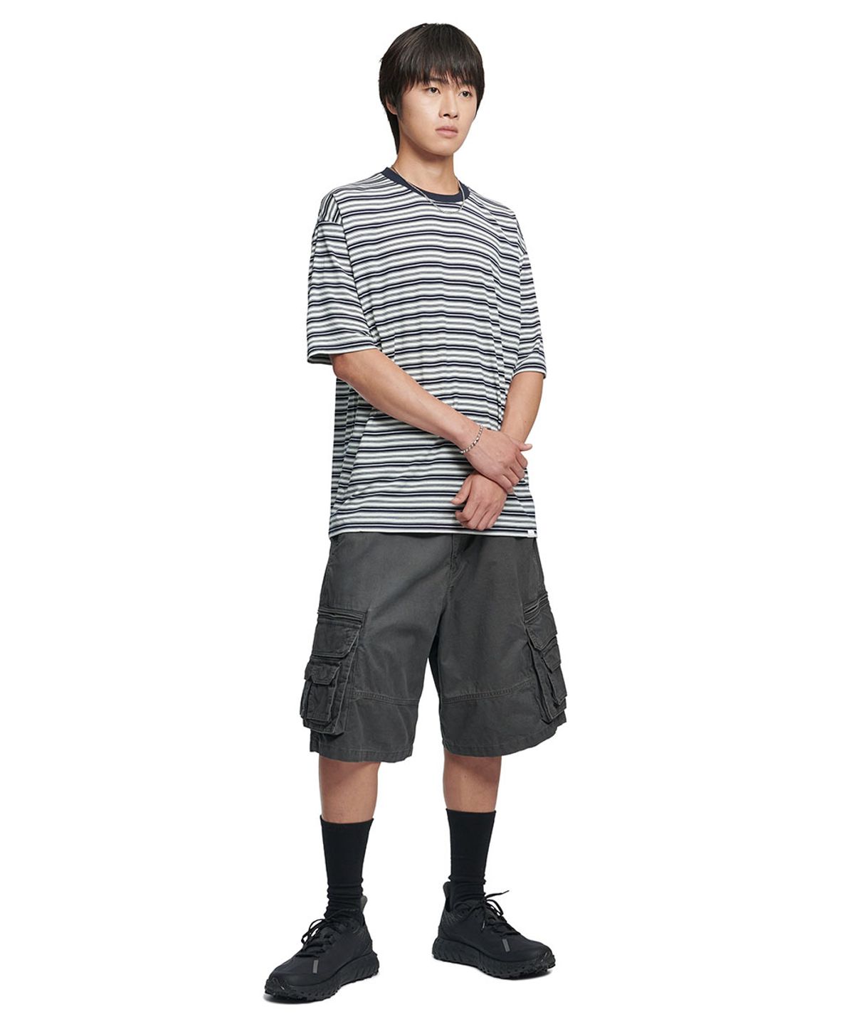 노매뉴얼(NOMANUAL) OFFBEAT STRIPE T-SHIRT - BLACK